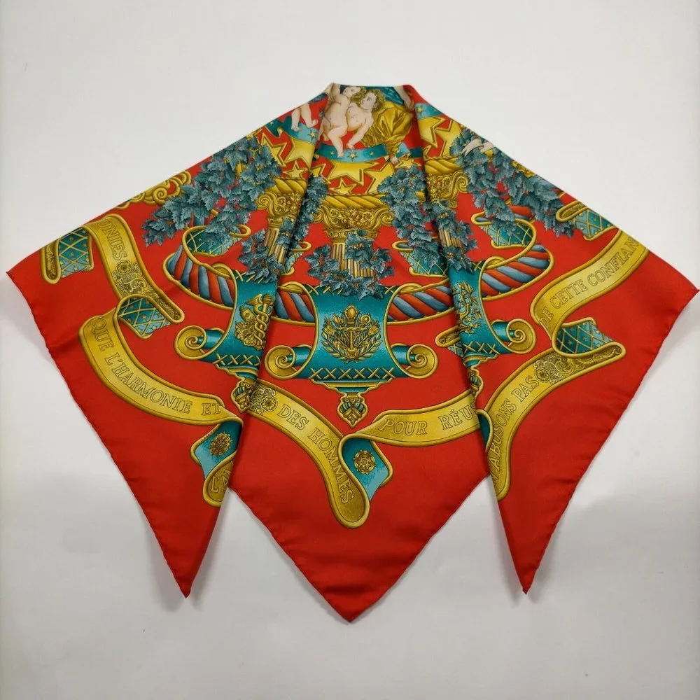 Authentic  Hermes scarf Carre 90 Reds Silk100% - Picture 3 of 10